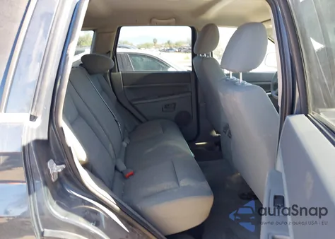 2007 Jeep Grand Cherokee Laredo z USA, uszkodzony, nr VIN 1J8GS48K27C689482